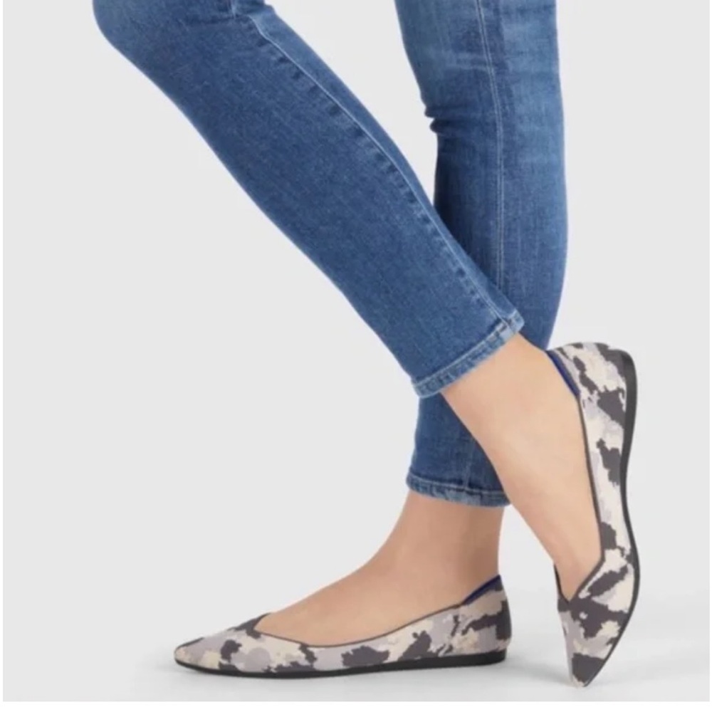 ROTHY’S The Point Ash Grey Camo Print Flats Retired Rare Color Size 6‎